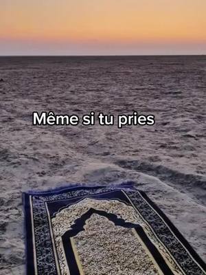 A post by @rappels.islamiques07 on TikTok caption: #rappels_islam #islamic_video #islam #religionislam☪️✨   Soyez bon avec vos parents c'est le plus important mes frères et sœurs.🤍