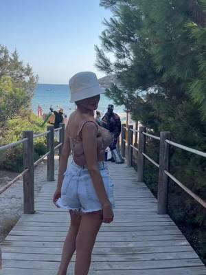 A post by @barbaracamposdelicios on TikTok caption: Welcome IBIZA 🦋🏝#fyp #foryou #ecuador🇪🇨 #spain🇪🇸