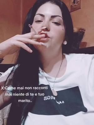 A post by @auroraignaziograsso on TikTok caption: Siete un malocchio🌶🤘#perte #cuccheee #sale #noncipotete