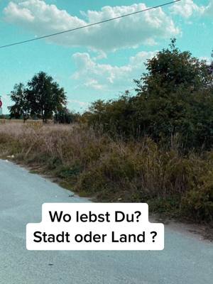 A post by @typisch_sandra.teamnando on TikTok caption: #stadt #land #dorf #typisch_sandra2 #fyp 