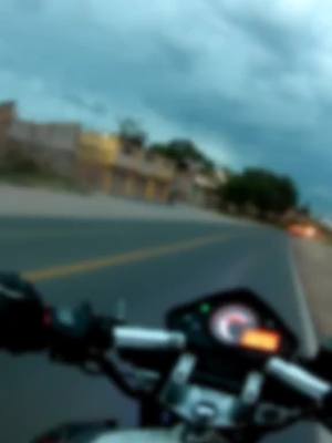 A post by @alejandrojuarezsalinas on TikTok caption: #biker #amoconducir #locosporlasmotos #250z #pasionporlasdosruedas #viral #parati #bikerenamorado #hermanosbiker😎👹 #motos