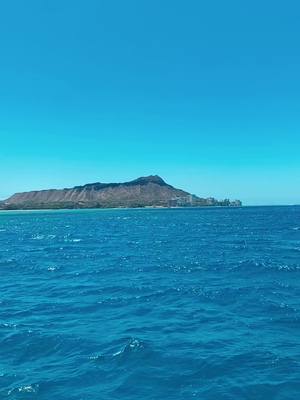 A post by @sherry_2122 on TikTok caption: #hawaii #brokenheart #fyp #findyourgrace #findingme #peace #diamondhead