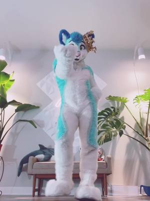 A post by @flukehusky on TikTok caption: i slipped- 🙈 