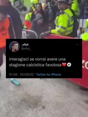 A post by @_vfut on TikTok caption: floppa per l orario☹️#viral#vfut#football#foryou 