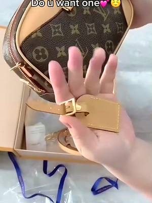 A post by @demarkio0 on TikTok caption: Do you like bags as much as I do?#handbag#bags#fashionbag#luxurybag#Love#foryou#fypシ