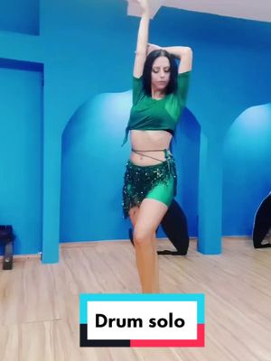 A post by @nadiraram_bellydance on TikTok caption: si torna a danzare 🥰 #danzadelventre #bellydance #napoli  #egypt #danzaorientale #raks #drumsolo #orientaldance  #danseorientale  #tiktokitalia