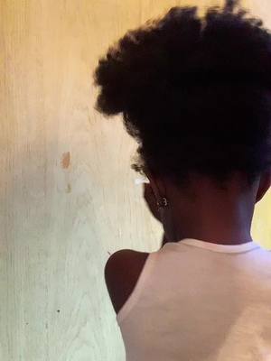 A post by @tae_woodard on TikTok caption: First time trying this ! #GirlMom #ToddlerHair #TwistOut #toddlerstyle #blackgirlhair