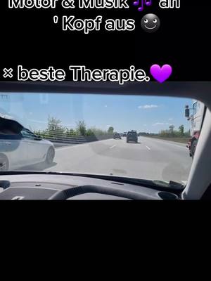 A post by @x.ainfachanna.x on TikTok caption: Das Beste, was es gibt. 🚘🚦 • #bl4ck_butt3rfly_🦋 #crazychaoten🤪 #kämpfercrew💪🖤 #TeamLoyalimHerz #fürdichpage #followyou #foryoupage #fürdichpage #norddeutschland #foryoupageofficiall #fürdich #viral #schleswigholstein #bestewasesgibt #pluswegherzrot #foryourpage 