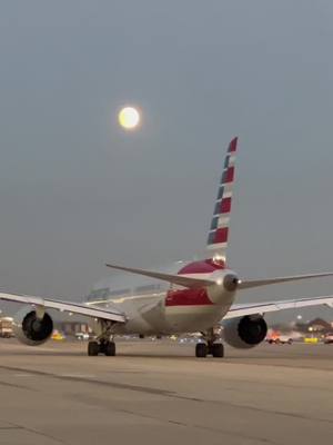 A post by @aviator1907 on TikTok caption: 787  taxing under a full moon #aviation #aviationdaily #avgeek #tiktokaviation #aviation4u #fypシ #chicagoohare #flyohare #boeing787 #boeing787_dreamliner #fullmoon #boeinglovers