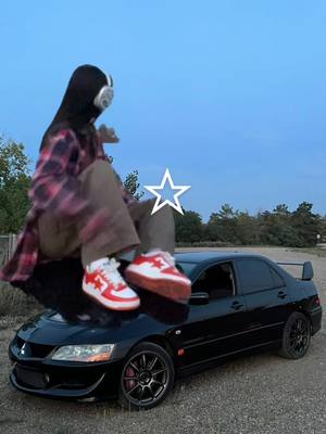 A post by @sheinekasi on TikTok caption: #YXE #EVO8 #JDM #MITSUBISHI 