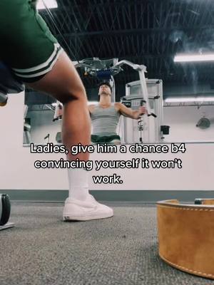 A post by @r3m.s on TikTok caption: Goes both ways #fyp #gym #guys #girls #greenscreenvideo