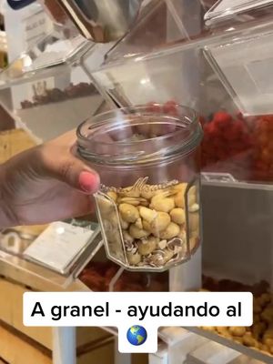 A post by @terra_refill on TikTok caption: ¿Alguna vez has hecho refill en alguna tienda zero waste? #granel #refill #sinplastico #sinplasticos #sinempaque #sinempaquesplásticos #zerowaste #zerowasteliving #zerowastemexico #ambientalista #ambientalismo #ecofriendly #sustentable #sostenible 