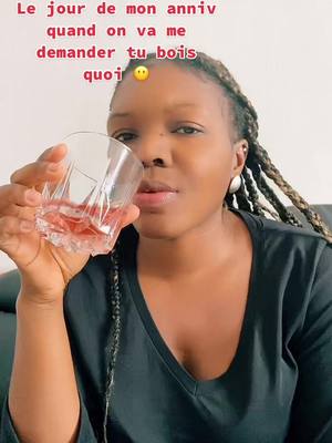 A post by @evankelodie on TikTok caption: #pourtoi #foryoupage #humour #foryou koutchou koutchou 😅