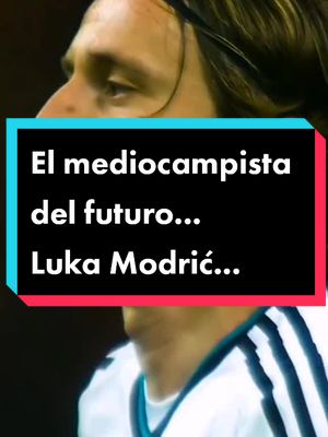 A post by @cesarmtz014 on TikTok caption: El mediocampista del futuro, Luka Modrić #futbol #futboltiktok #parati #fyp #xyzbca