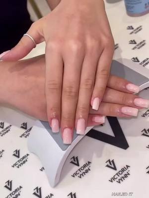 A post by @studionitta on TikTok caption: #nails #nailart #naildesigns #nailsoftiktok #hamburg #germany🇩🇪 #fypシ #fyppppppppppppppppppppppp #gelnails #new #victoriavynn