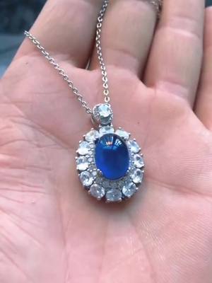 A post by @keseoma on TikTok caption: Make a sapphire necklace with beer bottle … #diamond #sapphire #necklace #handmade #