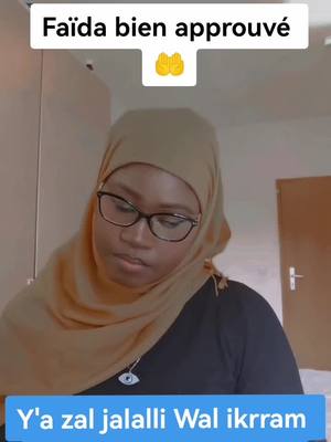 A post by @kadiatoudembele3 on TikTok caption: #muslim #hidjabgirl #tiktok🇲🇱 #germany 🇩🇪