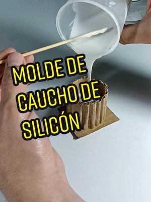 A post by @hagamosesculturas on TikTok caption: Preparando molde de caucho de silicón #frutasdeldiablo #onepiece #gomugomunomi #escultura #moldes #hechoamano #plastilina #AprendeEnTikTok #parati #resina 