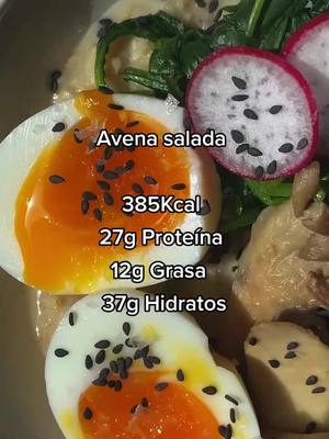 A post by @foodspring_es on TikTok caption: ¿Avena salada? Sabemos que suena poco convencional, ¡pero no la juzgues antes de probarla! El tip de los expertos: añádele un poco de nuestra Proteína Whey Neutra y haz de tu plato uno aún más cremoso y alto en proteínas. El enlace con todos los detalles en nuestros stories de hoy.  #recetasfaciles #proteina #avenasaludable #foodspring 