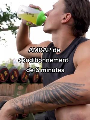 A post by @foodspring_fr on TikTok caption: AMRAP signifie “autant de répétitions que possible”. Mets en route un chrono de 6 minutes. Au début de chaque minute, fais 10 dumbbell rows et 5 fentes latérales sur chaque jambe. Ensuite, utilise le temps restant pour faire autant de tuck jumps (sauts groupés) que tu le peux. Compte le nombre de sauts que tu fais lors du round 1. Ton but est de maintenir le même nombre pour les rounds 2 à 6. #amrapworkout #workout #fitness #foodspring 