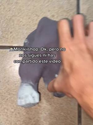 A post by @monkiishop on TikTok caption: Monkii indestructible, donde lo podemos lanzar, ayuda!! #fyp #parati #foryoupage #monkii 