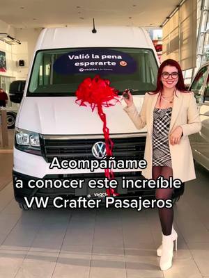 A post by @brendspalomo on TikTok caption: Crafter Pasajeros 2023😎👌🏻estrenala con una renta 🥳🥳🥳 📲 735-2122976