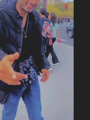 A post by @its_kotopolo_zubair1 on TikTok caption: 🇨🇵🤞💔🖤👈#paris