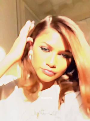 A post by @zendqyya on TikTok caption: Yes { #zendaya #zendayaedit #zendayacoleman #foryou #foryoupage #foryourpage #fy #fyp #fypシ #fypage #blowthisup #blowup #blowitup #dontletthisflop #dontflop #viral 