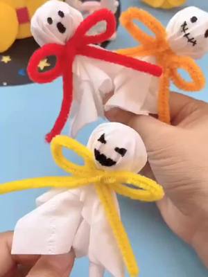 A post by @xifulilyqiang on TikTok caption: #craft #funnyvideos #handmade #DIY #foryoupage❤️❤️