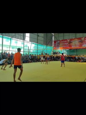 A post by @khmersportvolleyball on TikTok caption: អធិរាជប្រអប់បោះគេមែន ល្អណាស់មួយគ្រាប់នេះ