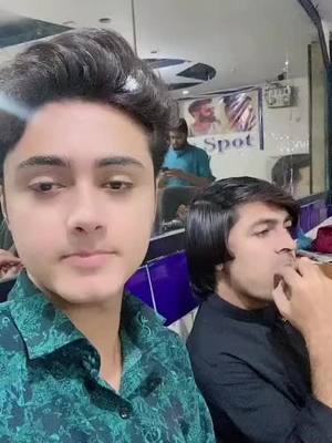 A post by @juandaniel_shaynelle on TikTok caption: #fyp #foryou #foryoupage #standwithkashmir #chaiwala321 #millon�� #she�� #vedeoviral