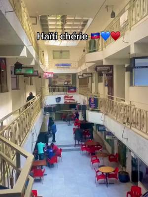 A post by @ht_broh509 on TikTok caption: Ma fierté 💙♥️ #haiti #pourtoi #haitiantiktok #drapeau #haiticherie🇭🇹🇭🇹🇭🇹🇭🇹 