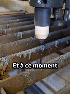 A post by @izifac_ on TikTok caption: Explications des buses sur un #découpeur #plasma #cnc #DIY 👌 #maker #metal 