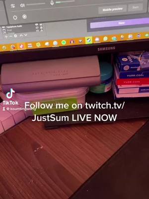 A post by @issumtingwong on TikTok caption: Twitch.tv/justsum come hang cuz apaprently im too naked lol