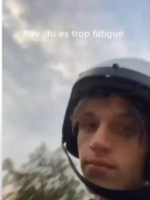 A post by @tweet2cross on TikTok caption: Le frero il es neutre 🤣