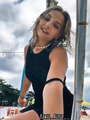 A post by @cookies..baru on TikTok caption: #aurorabaruto #aurorabaru #viral #viralvideo #aurorabaruto #aurorabaru #viral #viralvideo #aurorabaruto #aurorabaru #viral #viralvideo #aurorabaruto #aurorabaru #viral #viralvideo @aurora @aurorabaru♡ [non siamo per niente niente uguali):]♡