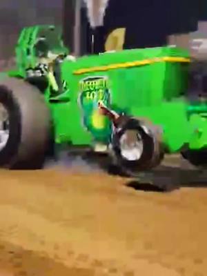 A post by @smokinjoe33 on TikTok caption: top tier white people sh!t SMOKIN JOE #trending #foryou #buschlight #johndeere #foryoupage #promotepulling365 #forthefarmers #sledpulling #TalkingTree