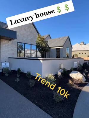 A post by @ulisserzz on TikTok caption: La maison de mes rêves 😍😍 Pour bientôt j'espère 😉👌 #lux #luxuryhomes #luxury #trend #foryou #casa #Home #maison #batiment #10k❤️ #trend