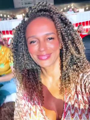 A post by @isabel_dos.santos on TikTok caption: hola Tik Tok 🙌🏽🙏🏾😃 