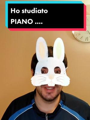 A post by @mr.stebunny on TikTok caption: GIUSTO NO ? 🤣 TikTok divertenti , video divertenti , video comici divertenti #mrstebunny #divertenti #piano 