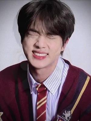 A post by @army_thv4 on TikTok caption: #CapCut te voy a extrañar jin<33#2025 #fypシ #viral #parati #servisiomilitarjin #jin #bts_official_bighit