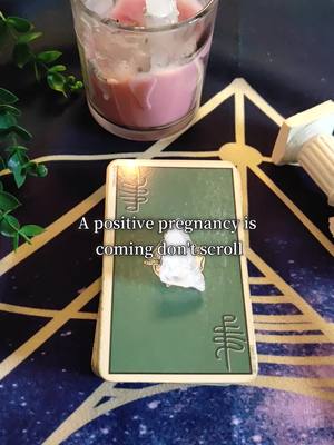 A post by @lisatarotreading on TikTok caption: #tarotiktok #tarotrespuesta #tarotinteractivo #tarotdelamor #tarot #colombia #ritual #amarres #parejas #regresa 