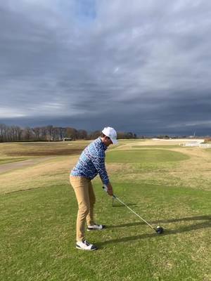 A post by @nate.dardar on TikTok caption: Only club I can hit👍🏻 #golf #fyp #golftok