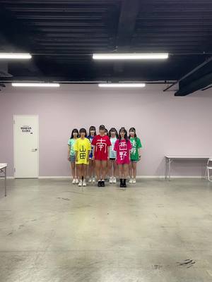 A post by @osk_topics on TikTok caption: 貴方は何色を推す？ #おーえすけー  #os☆k  #アイドルオタク #アイドル  #大須商店街 