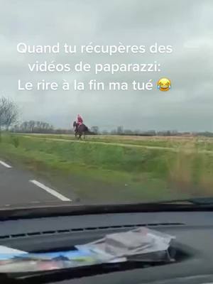 A post by @momofromtheplanty on TikTok caption: Traditionnelle balade de la mère noël en renne #equitationpassion #cheval #chevalpassion #equitation #horsesoftiktok #chevaltiktok #horsesontiktok #horseriding #horse #noel #drole #funny 