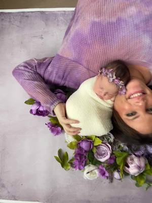 A post by @photographybyasiya on TikTok caption: Behind the scenes newborn photo shoot in nyc  #Behind-the-scenes #PhotoShoot #NewbornPhotographer #NewbornPhotographer #NewYorkCity #Manhattan #NewYorkPhotographer #NYCPhotographer #NewbornPhotographerNewJersey #NewJersey #NJNewbornPhotographer #NewMom #NYCMom #NJMom #PhotoShoot #Photography #HowToTakeBetterPhotos 