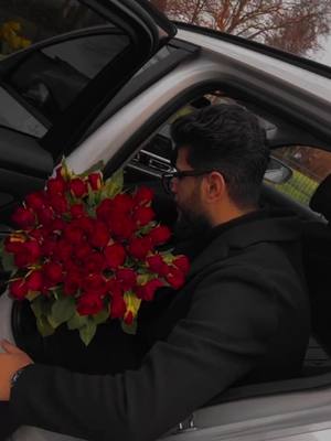 A post by @ali.al97 on TikTok caption: لمنو تهدون هالورد براس السنه ؟ 🌹 