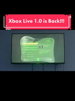 A post by @jackarotva on TikTok caption: Come join the fun nostalgic trip this will be!!  #fyp #gamer #xbox #xboxoriginal #xboxlive #insignialive  #greenscreen #greenscreenvideo 