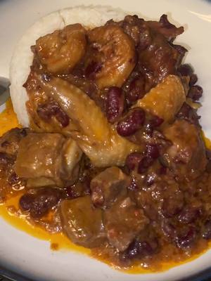 A post by @julie.godsfav on TikTok caption: Liberian food are top tier😩 #liberianfood🇱🇷