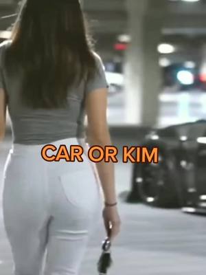 A post by @ledxy.33 on TikTok caption: #🥵 #carorgirl #fakebody⚠️ #kimkardashian #viral_video 